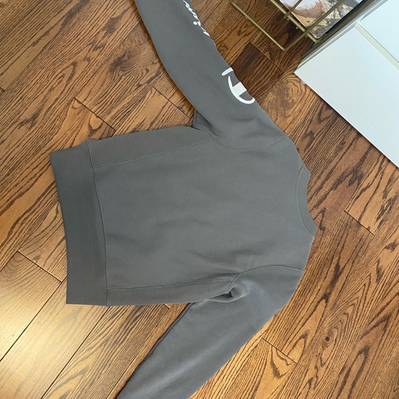 Grey Champion crewneck - Picture 3 of 6